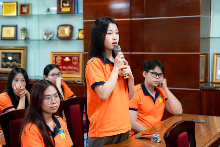 Ngoại ngữ, kỹ năng mềm và bản lĩnh nghề nghiệp: Hành trang sinh viên HUTECH cần có thời hội nhập 49