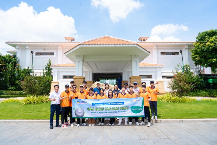 [Video] Tham quan sân Golf Tân Sơn Nhất, sinh viên HUTECH trải nghiệm đánh Golf, học kỹ năng quản lý 50