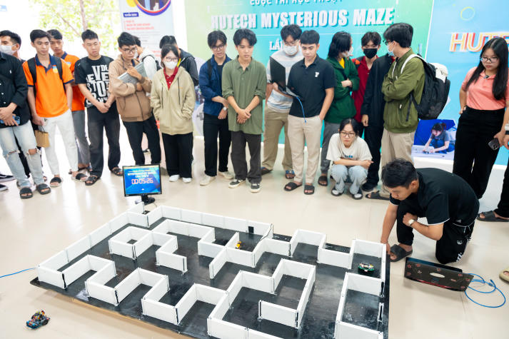 [Video] Kỹ thuật đỉnh cao - Ý tưởng táo bạo: Loạt sản phẩm của sinh viên HUTECH gây sốt 55