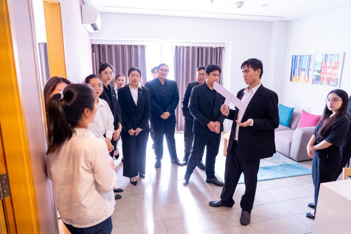 [Ảnh] Tham quan Novotel Living & ibis Saigon South, sinh viên HUTECH - CYU mở rộng kiến thức về môi trường dịch vụ cao cấp 51