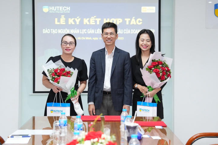 HUTECH signed a cooperation agreement with YouNet Group and Hyundai Ngoc An Company 10