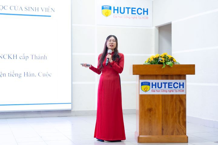 Khoa Hàn Quốc học HUTECH chào đón tân sinh viên bước vào hành trình mới 112