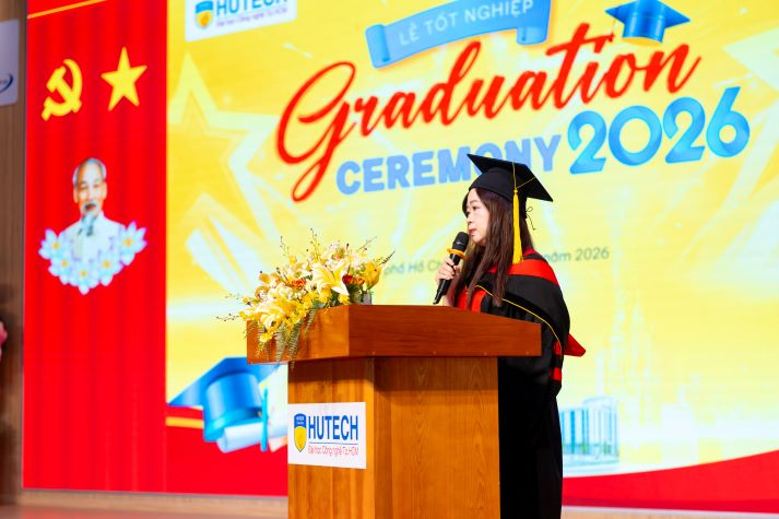 [Video] Tân Cử nhân, Kỹ sư Khoa Quản trị kinh doanh HUTECH chính thức gia nhập thị trường lao động 38