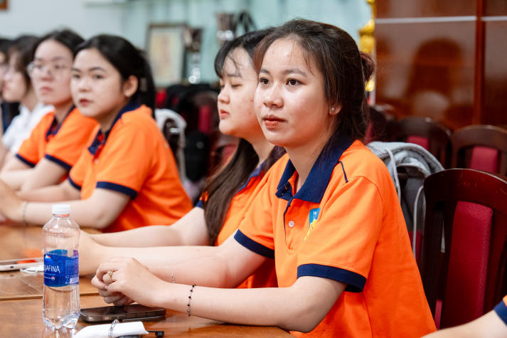 Nghe chuyện nghề, sinh viên Tâm lý học HUTECH tiếp thêm lửa nhiệt huyết theo đuổi đam mê 77