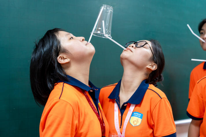 HUTECH Mission 2025: Bước khởi đầu ý nghĩa cho tân sinh viên Khoa Tài chính - Thương mại 58