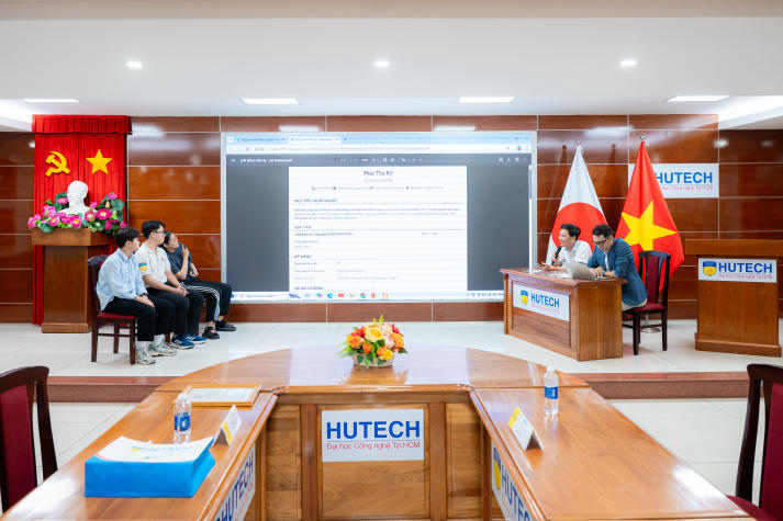 Sinh viên VJIT luyện bí kíp phỏng vấn, sẵn sàng nắm bắt cơ hội tại HUTECH IT OPEN DAY 2026 73