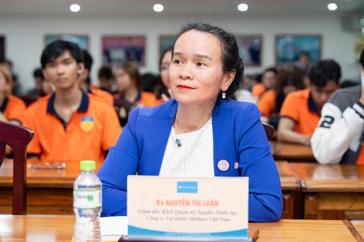 “Thích nghi hay bị bỏ lại?” - Hành trình giải mã DNA Gen Z cùng sinh viên VKIT 51