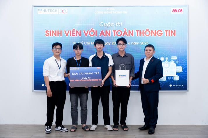 [Video] Tài năng trẻ tỏa sáng tại Chung kết Cuộc thi Sinh viên với An toàn thông tin 2025 201
