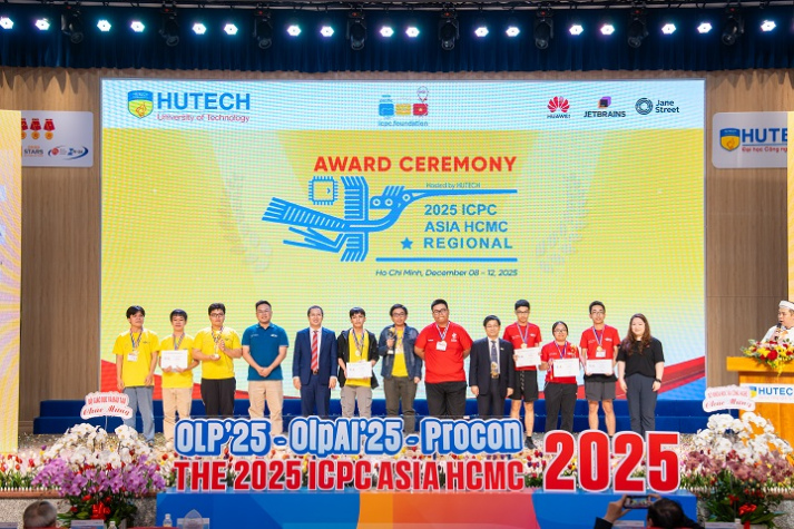 Khép lại OLP’25, OlpAI’25, Procon’25 và ICPC Asia HCMC 2025 tại HUTECH, mở ra tiềm năng mới cho thế hệ công nghệ trẻ 147