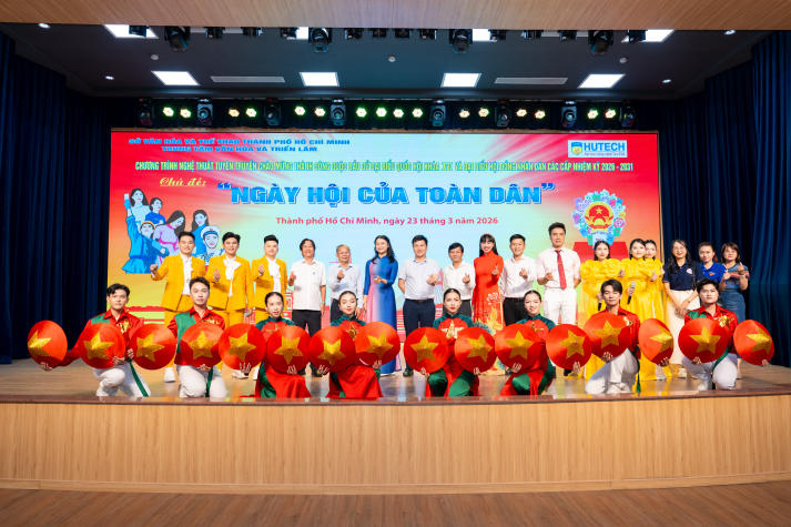 HUTECH hưởng ứng “Ngày hội của toàn dân”: Lan tỏa tình đoàn kết và niềm tin xã hội 78