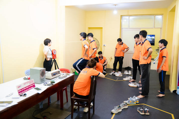 Tìm hiểu môi trường chuyên nghiệp tại Trung tâm Huấn luyện và Thi đấu TDTT TP.HCM cùng sinh viên Quản lý thể dục thể thao 64