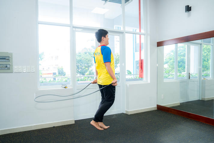 Sinh viên Quản lý thể dục thể thao khám phá truyền thông thể thao thời đại số 68
