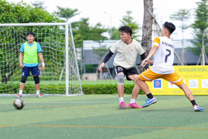[Video] An Phú Khang FC đăng quang HUTECH Alumni Football 2025, khép lại mùa giải thành công rực rỡ 42