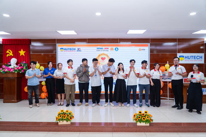 Kỷ niệm 5 năm thành lập CLB Tình nguyện AKIKO: Tri ân những cống hiến 51