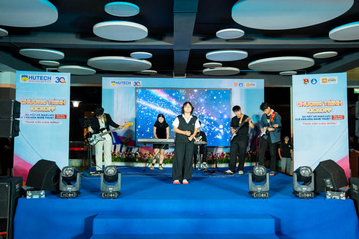 HUTECH ra mắt loạt CLB nghệ thuật, sẵn sàng bùng nổ những hoạt động mới 73