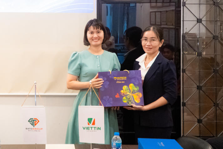 Gần 200 nhóm sinh viên HUTECH trải nghiệm, bồi dưỡng năng lực tại 65 doanh nghiệp 106