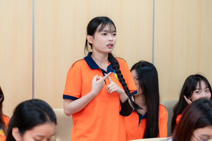 [Ảnh] Sinh viên Marketing - Kinh doanh quốc tế bồi đắp tư duy nghề nghiệp qua chuyến tham quan Nam A Bank 57