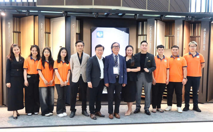 Sinh viên Khoa Kiến trúc - Mỹ thuật cập nhật tư duy thiết kế bền vững tại VMARK Vietnam Design Week 2026 10