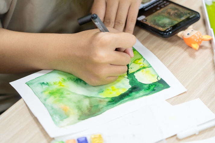 [Ảnh] Sáng tạo và tri ân: Cuộc thi thiết kế thiệp 20/11 của Khoa Kiến trúc - Mỹ thuật HUTECH 34