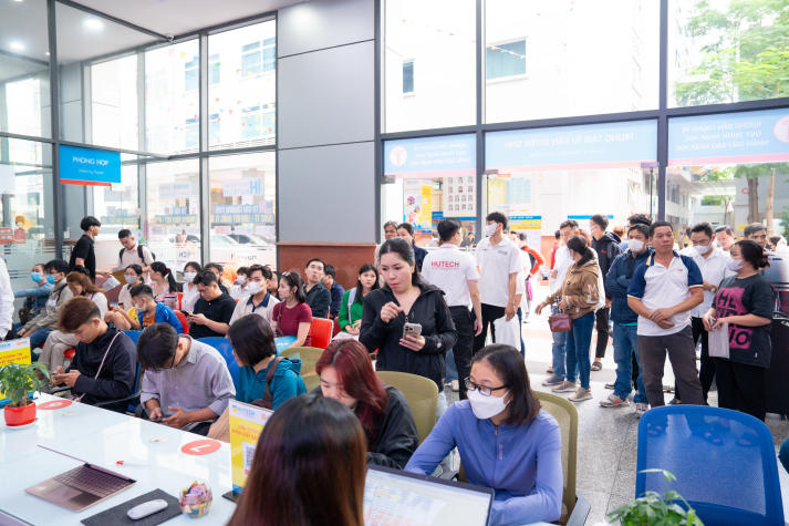Nhiều tân sinh viên HUTECH an tâm tìm được chỗ ở ngay khi làm thủ tục nhập học 20
