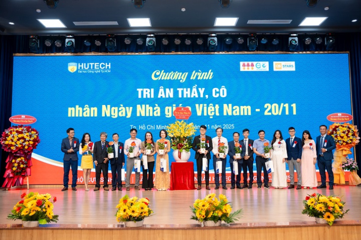 [Video] Ban Điều hành CLB Doanh nhân HUTECH nhiệm kỳ mới ra mắt, đồng hành cùng sinh viên chạm thành công 51