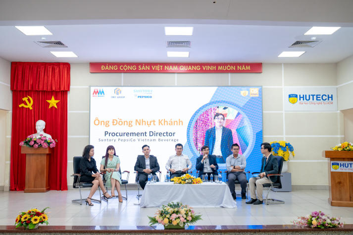 [Hướng nghiệp 2026] Tốt nghiệp Logistics làm gì? Bản đồ nghề nghiệp trải dài từ cảng biển, kho vận đến thương mại điện tử 27