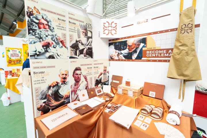 Sinh viên ngành Thiết kế đồ họa “trình làng” hơn 70 tác phẩm tại triển lãm đồ án tốt nghiệp 50