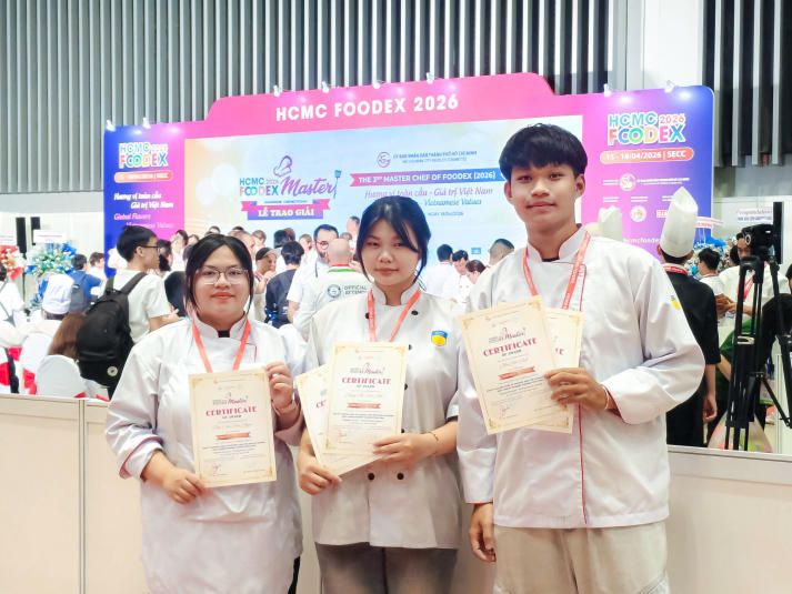 Sinh viên HUTECH ghi dấu ấn với loạt thành tích ấn tượng tại Master Chef of Foodex 2026 69