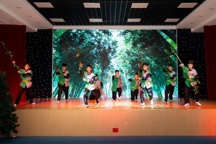 Vòng Bán kết HUTECH’s Got Talent 2026 bùng nổ với những cá tính nghệ thuật đa sắc 98