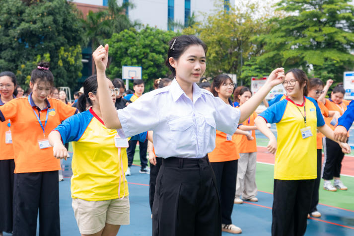 Sôi nổi Ngày hội “Sinh viên 5 tốt”: HUTECH-ers chủ động rèn luyện, bứt phá bản thân 174
