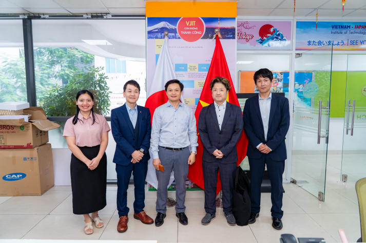 HUTECH trao đổi về cơ hội nghề nghiệp khối ngành Kỹ thuật - Công nghệ cùng Công ty Cổ phần Chế tạo Nakajima 44