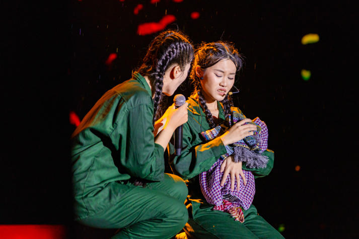 [Video] Âm vang Quốc kỳ: Sinh viên năm 2 Quản trị sự kiện tổ chức concert quy mô, chạm đến trái tim khán giả 47