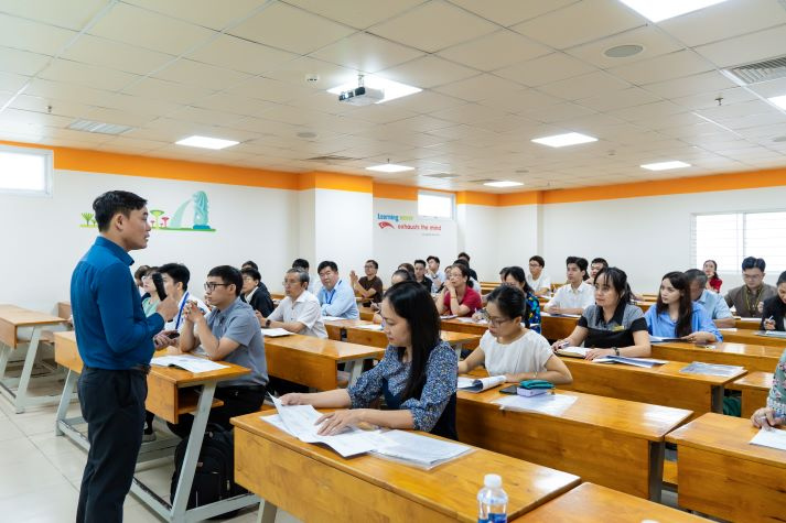 HUTECH nâng cao nghiệp vụ coi thi, đảm bảo chất lượng tổ chức kỳ thi học kỳ năm học 2025-2026 30