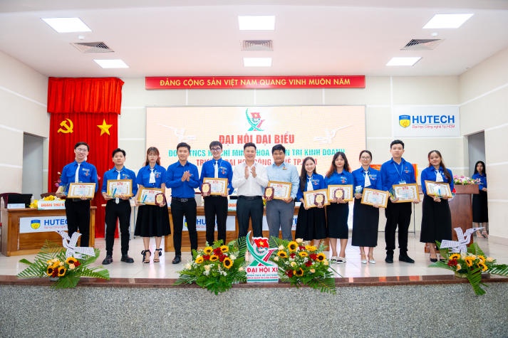 Khoa Quản trị kinh doanh tổ chức Đại hội Đại biểu Đoàn TNCS Hồ Chí Minh lần thứ XI, nhiệm kỳ 2024-2027 368