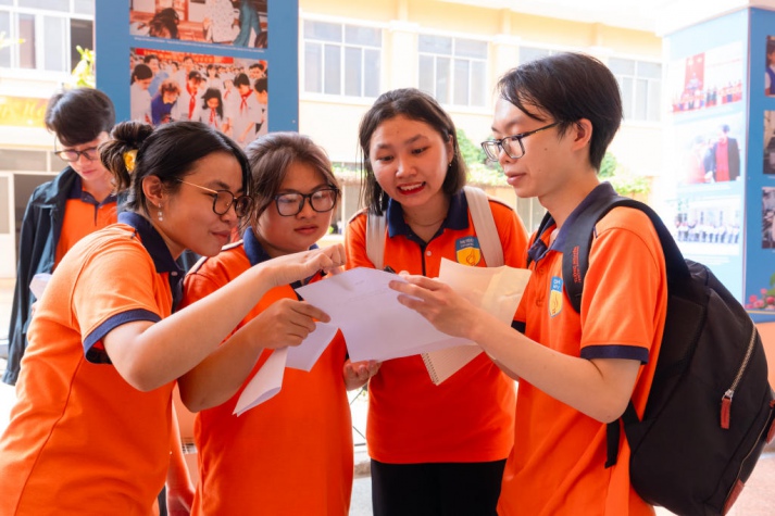 Sinh viên HUTECH sôi nổi tranh tài tại Bán kết Cuộc thi “Olympic tư tưởng Hồ Chí Minh lần thứ 2” do Khoa Luật tổ chức 120