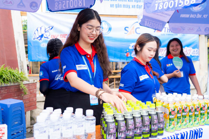 Tuổi trẻ HUTECH tiếp sức mùa thi 2025: Lan tỏa yêu thương, đồng hành cùng sĩ tử 34