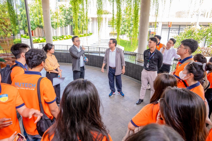 Theo chân sinh viên ngành Quản lý tài nguyên và môi trường tham quan Công ty Cổ phần Đầu tư Xây dựng BCONS 29