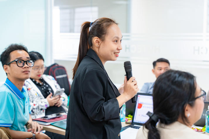 Giảng viên HUTECH tăng cường kinh nghiệm giảng dạy học phần Tư duy thiết kế dự án 93