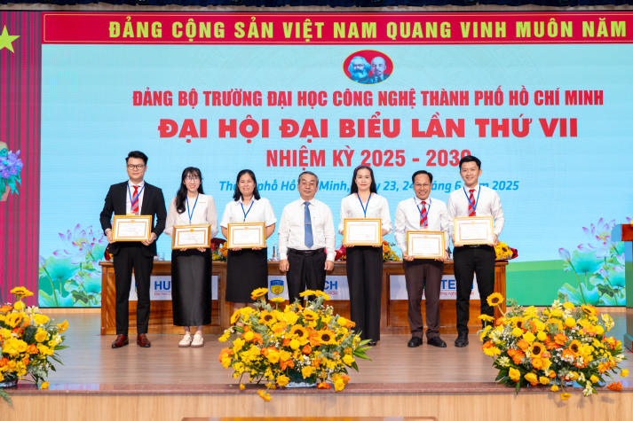 Đại hội Đại biểu Đảng bộ HUTECH lần VII: Khởi đầu vững vàng cho nhiệm kỳ 2025-2030 277