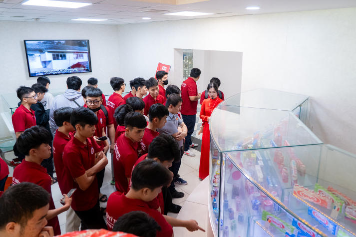 [Hướng nghiệp 2026] Robot và trí tuệ nhân tạo: Chìa khóa vận hành những nhà máy không người 55