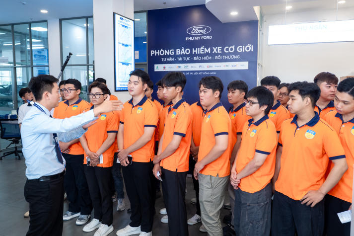 Sinh viên Công nghệ kỹ thuật ô tô VKIT tích lũy hành trang nghề nghiệp tại New City Group 33