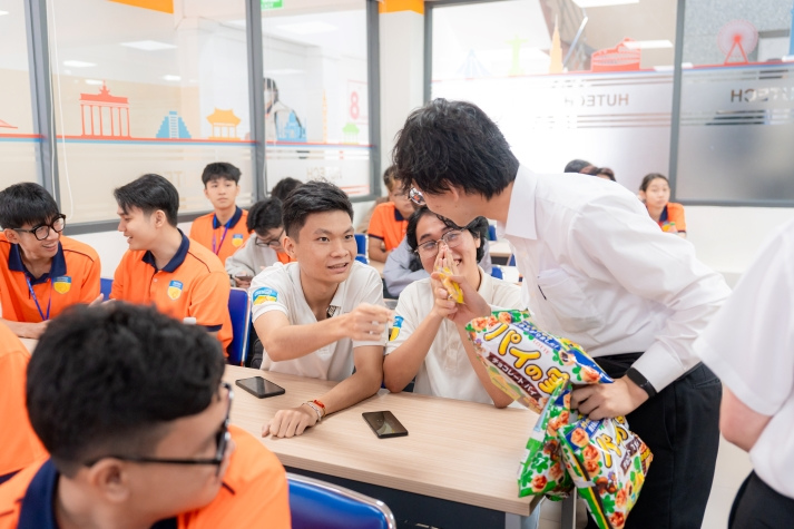 VJIT students explore Japanese culture and technology with Yuwa Co., Ltd. delegation 92