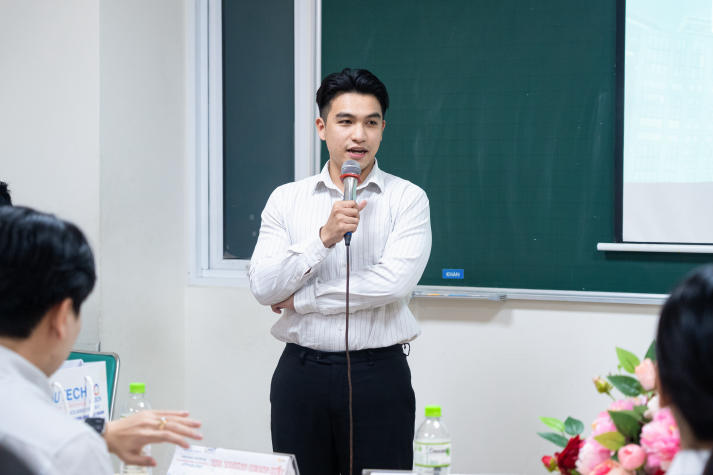 Sinh viên Khoa Tài chính - Thương mại HUTECH "giải mã" cơ hội đầu tư chứng khoán 36