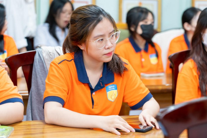 Khoa Trung Quốc học tuyên dương sinh viên có thành tích xuất sắc năm học 2022-2023 và phát động phong trào năm học mới 43