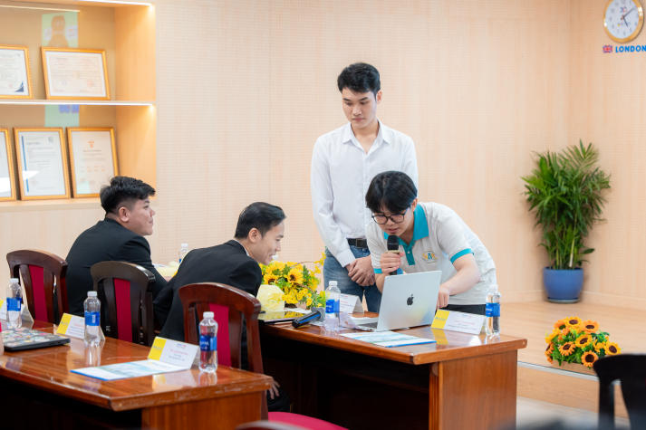 Sinh viên khu vực Đông Nam Bộ khẳng định bản lĩnh với loạt ý tưởng công nghệ vì phát triển bền vững 72