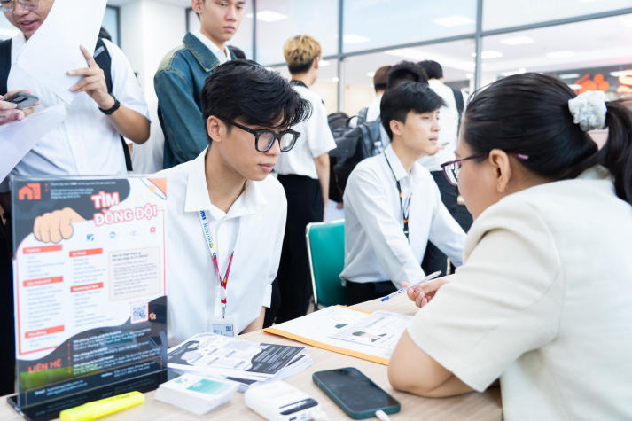 HUTECH IT Open Day 2026 quy tụ hơn 70 doanh nghiệp cùng 5.000 cơ hội việc làm cho sinh viên vào 03/4 tới 39