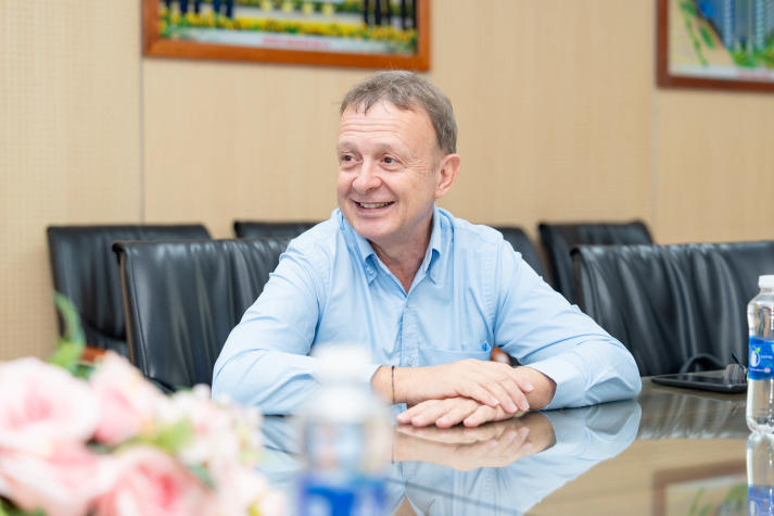 HUTECH làm việc với Phó Lãnh sự danh dự Tây Ban Nha, mở rộng cơ hội hợp tác cùng các đối tác châu Âu 12