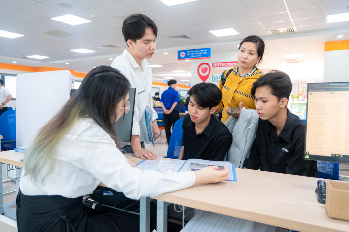 Nhiều tân sinh viên HUTECH an tâm tìm được chỗ ở ngay khi làm thủ tục nhập học 44
