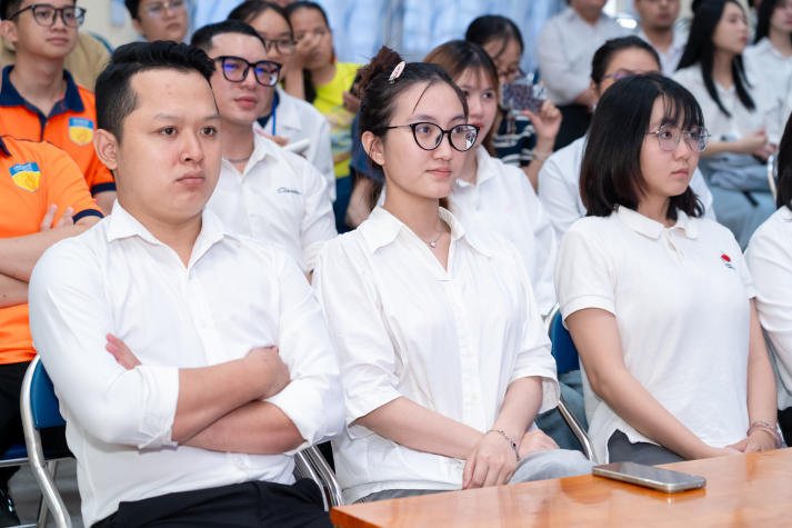 Sinh viên Tâm lý học trải nghiệm nghề chuyên viên tâm lý học đường ngay từ năm 2 21