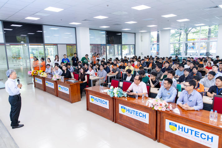 IT-ers HUTECH rèn kỹ năng viết CV tiếng Anh, tự tin chinh phục nhà tuyển dụng 10